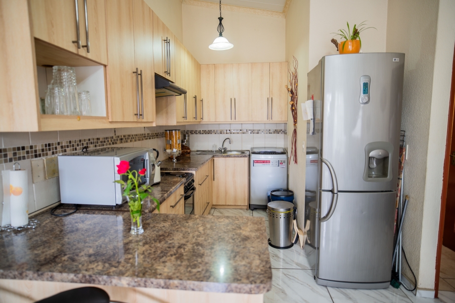 2 Bedroom Property for Sale in Ridgeway Gauteng