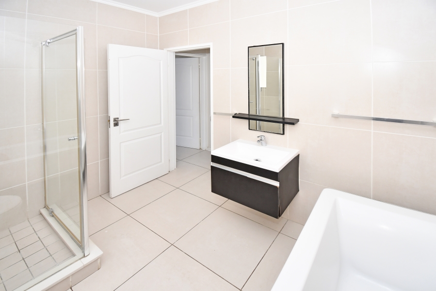 2 Bedroom Property for Sale in Kyalami Hills Gauteng