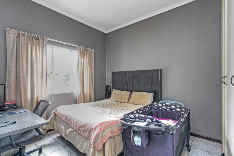 2 Bedroom Property for Sale in Buccleuch Gauteng