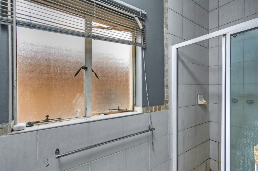 2 Bedroom Property for Sale in Buccleuch Gauteng