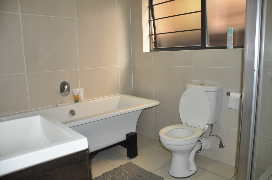 To Let 3 Bedroom Property for Rent in Kyalami Hills Gauteng