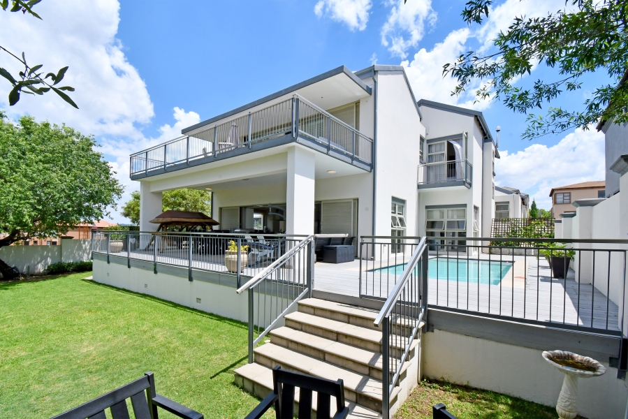 4 Bedroom Property for Sale in Blue Valley Golf Estate Gauteng