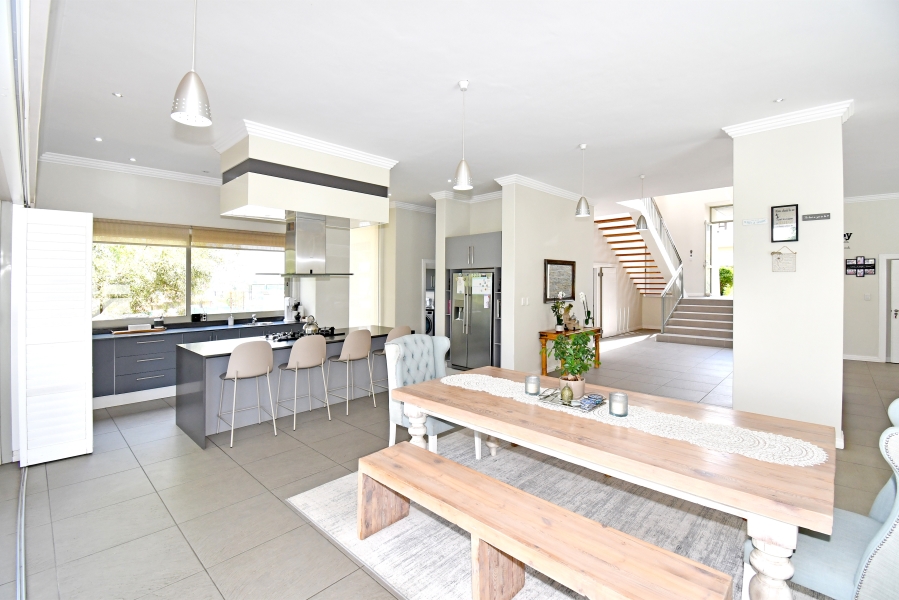 4 Bedroom Property for Sale in Blue Valley Golf Estate Gauteng