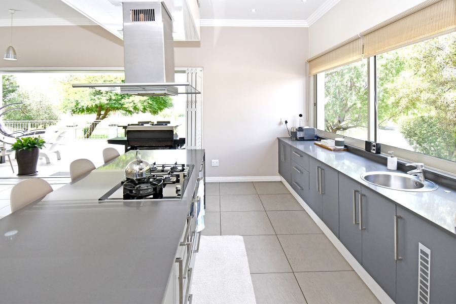 4 Bedroom Property for Sale in Blue Valley Golf Estate Gauteng