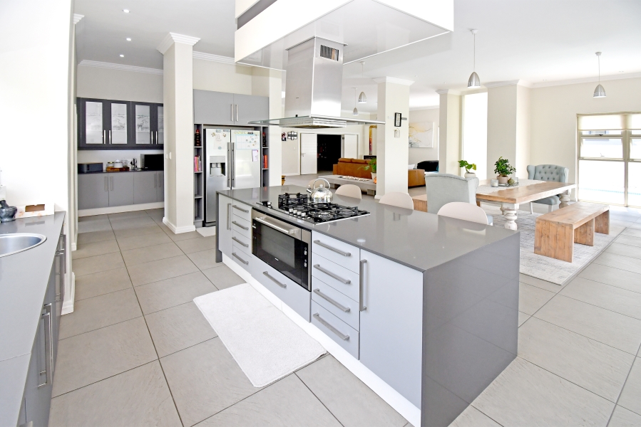 4 Bedroom Property for Sale in Blue Valley Golf Estate Gauteng