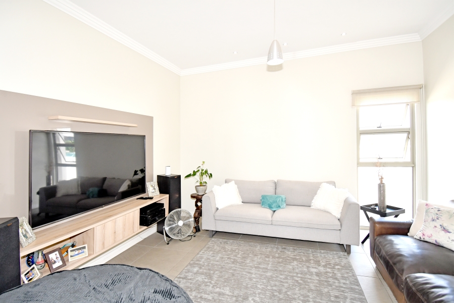 4 Bedroom Property for Sale in Blue Valley Golf Estate Gauteng