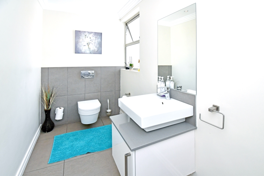 4 Bedroom Property for Sale in Blue Valley Golf Estate Gauteng