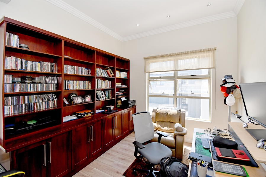 4 Bedroom Property for Sale in Blue Valley Golf Estate Gauteng