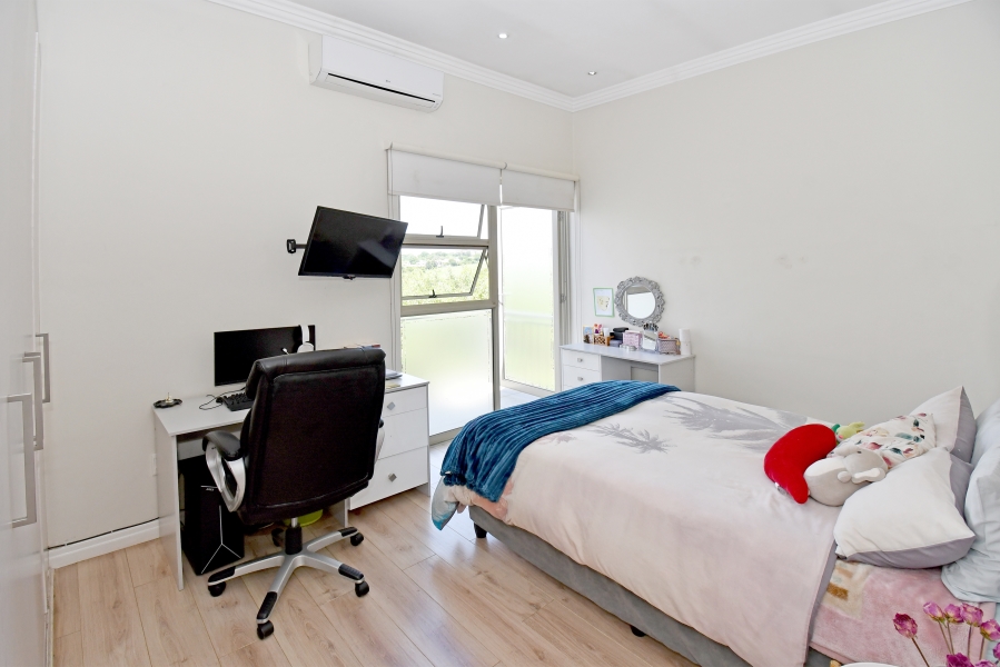 4 Bedroom Property for Sale in Blue Valley Golf Estate Gauteng