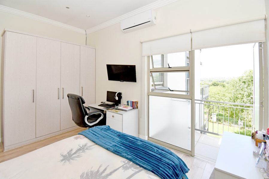 4 Bedroom Property for Sale in Blue Valley Golf Estate Gauteng