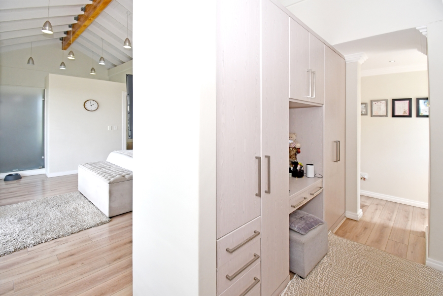 4 Bedroom Property for Sale in Blue Valley Golf Estate Gauteng