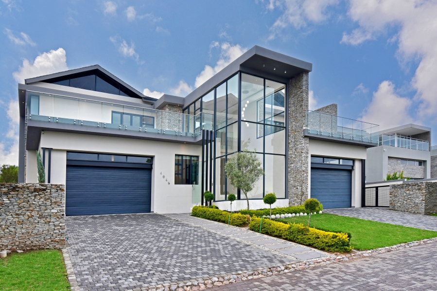 To Let 7 Bedroom Property for Rent in Waterfall Country Estate Gauteng