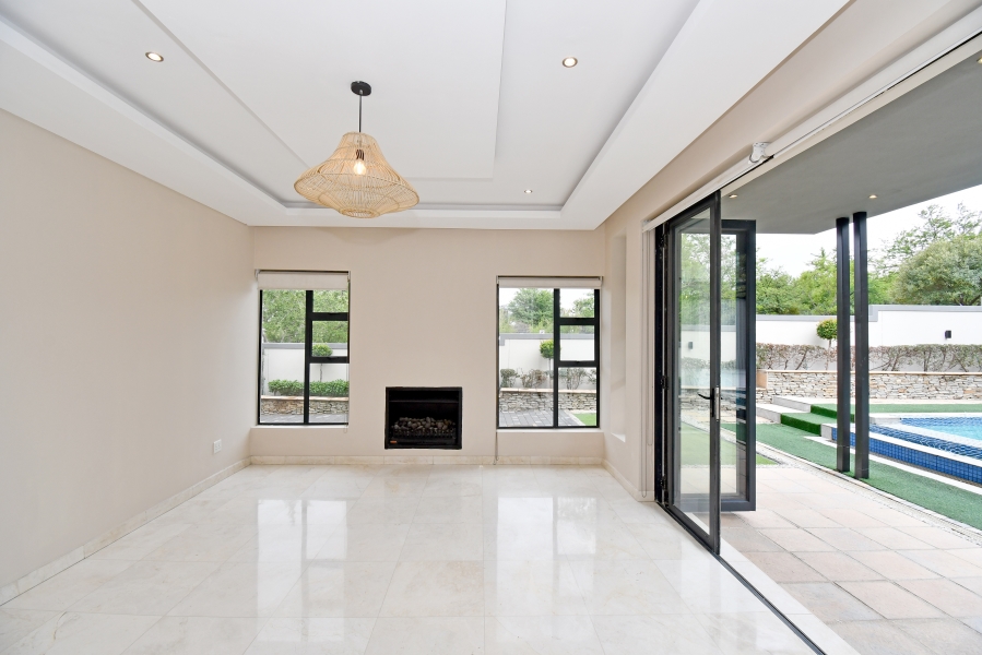 To Let 7 Bedroom Property for Rent in Waterfall Country Estate Gauteng