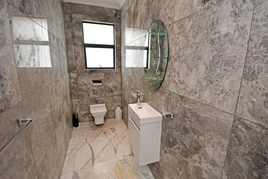 To Let 7 Bedroom Property for Rent in Waterfall Country Estate Gauteng