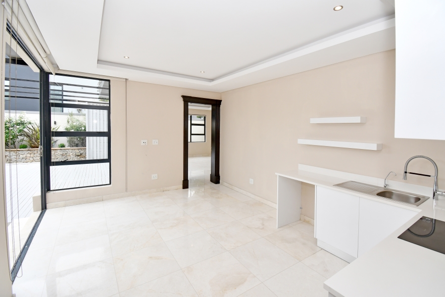 To Let 7 Bedroom Property for Rent in Waterfall Country Estate Gauteng