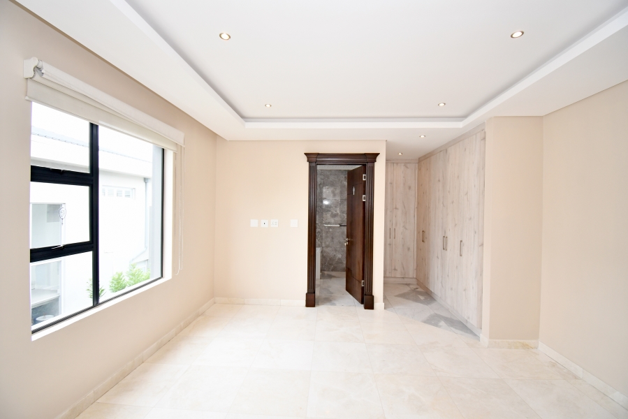 To Let 7 Bedroom Property for Rent in Waterfall Country Estate Gauteng