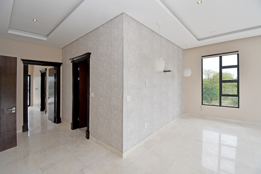 To Let 7 Bedroom Property for Rent in Waterfall Country Estate Gauteng