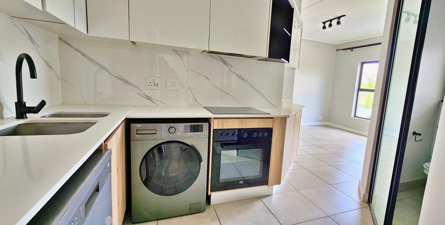 1 Bedroom Property for Sale in Waterfall Gauteng