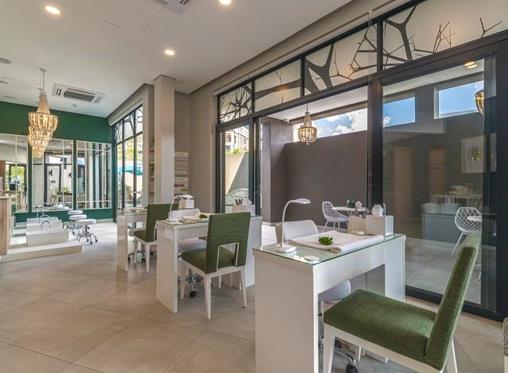 1 Bedroom Property for Sale in Waterfall Gauteng