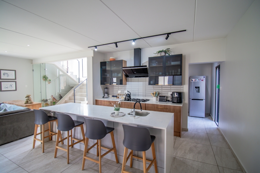 5 Bedroom Property for Sale in Carlswald Gauteng