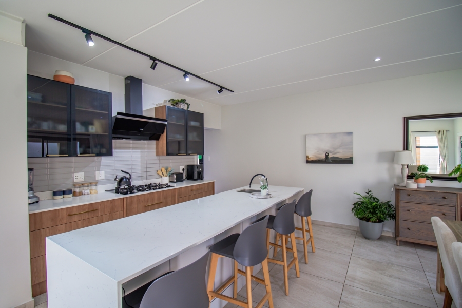 5 Bedroom Property for Sale in Carlswald Gauteng