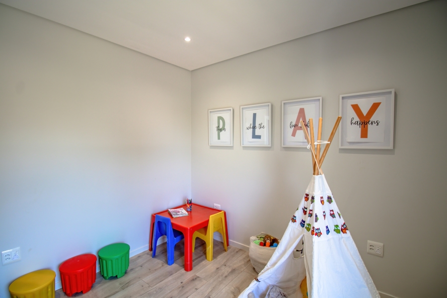 5 Bedroom Property for Sale in Carlswald Gauteng