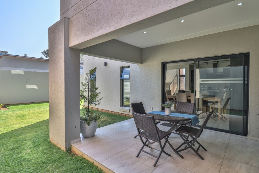 5 Bedroom Property for Sale in Carlswald Gauteng