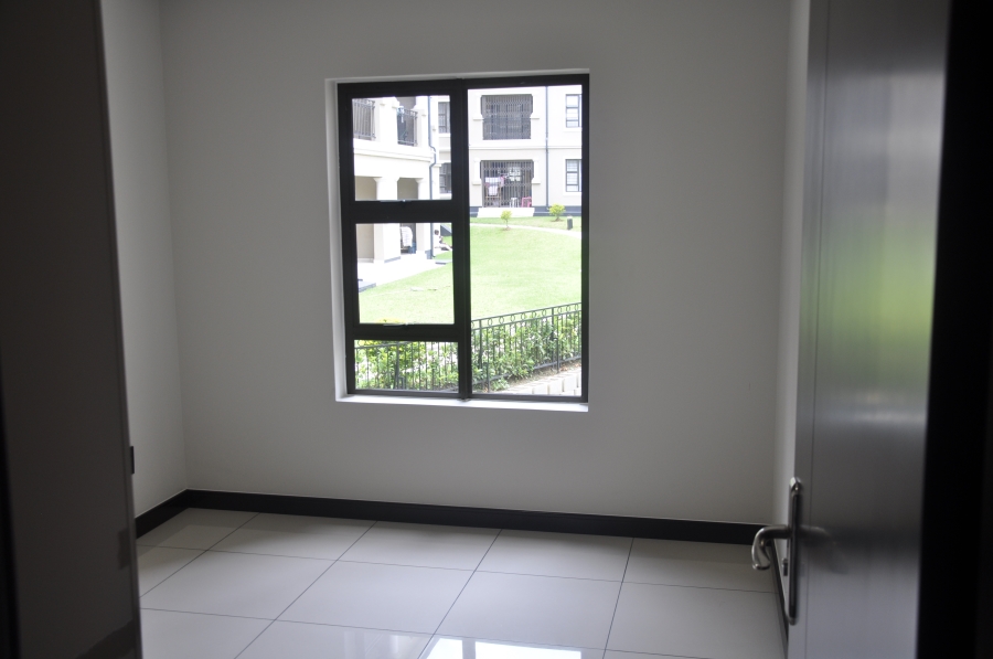 To Let 1 Bedroom Property for Rent in Blue Hills Gauteng