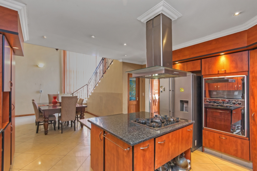 4 Bedroom Property for Sale in Barbeque Downs Gauteng