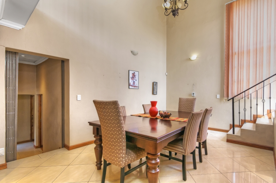 4 Bedroom Property for Sale in Barbeque Downs Gauteng