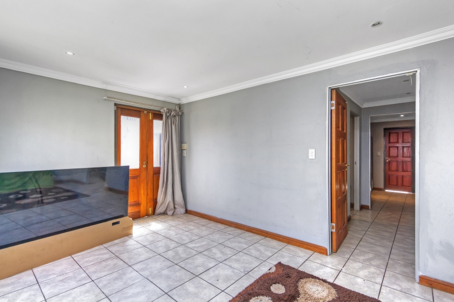 4 Bedroom Property for Sale in Barbeque Downs Gauteng