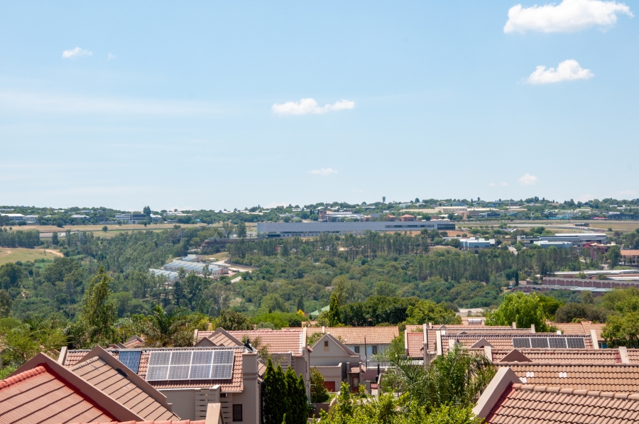 To Let 2 Bedroom Property for Rent in Barbeque Downs Gauteng