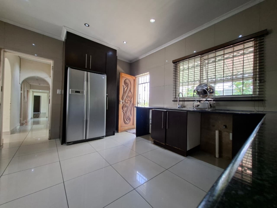 4 Bedroom Property for Sale in Gallo Manor Gauteng