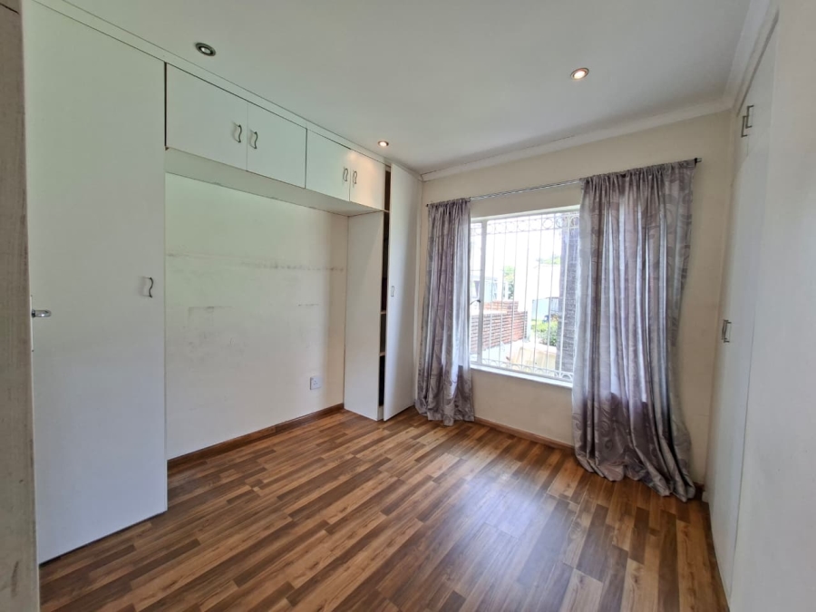 4 Bedroom Property for Sale in Gallo Manor Gauteng