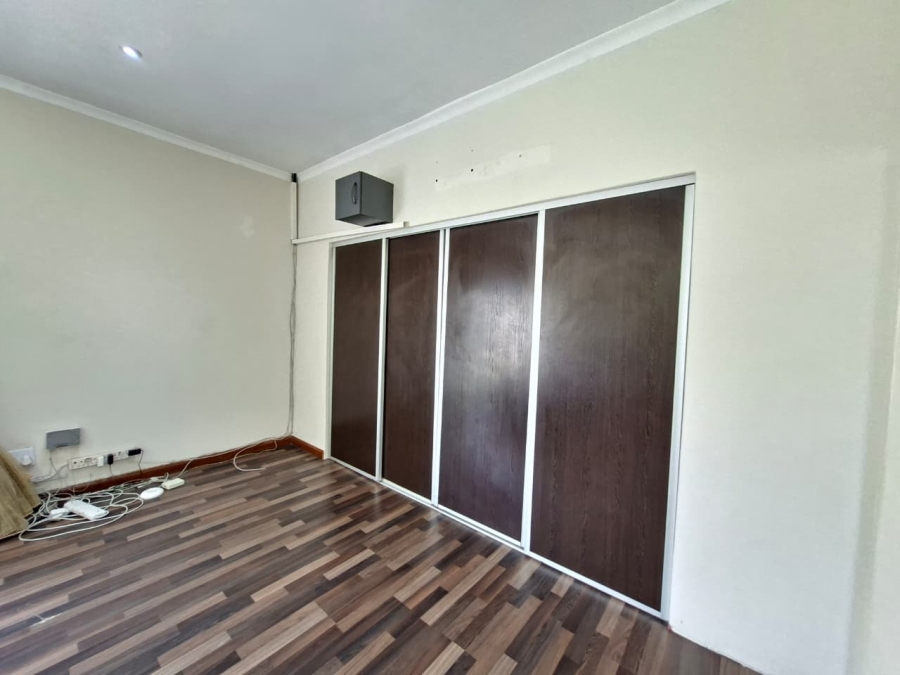 4 Bedroom Property for Sale in Gallo Manor Gauteng