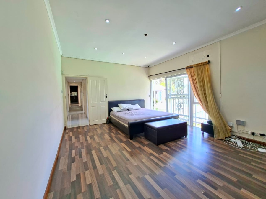 4 Bedroom Property for Sale in Gallo Manor Gauteng