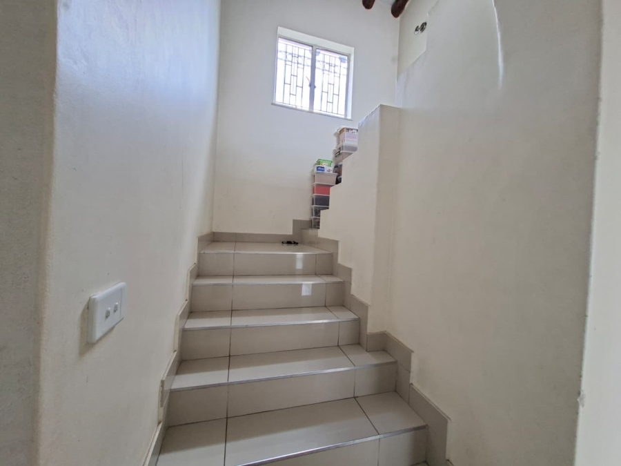 4 Bedroom Property for Sale in Gallo Manor Gauteng