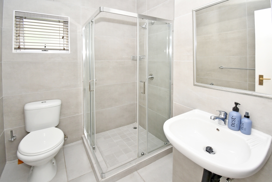 2 Bedroom Property for Sale in Lonehill Gauteng