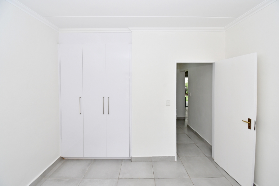 2 Bedroom Property for Sale in Lonehill Gauteng