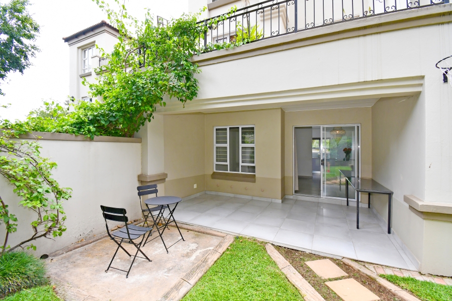 2 Bedroom Property for Sale in Lonehill Gauteng