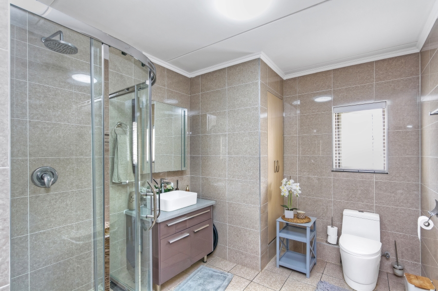 3 Bedroom Property for Sale in Carlswald Gauteng