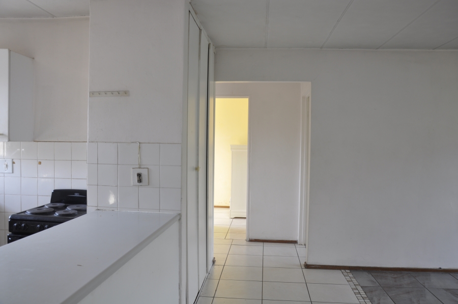 2 Bedroom Property for Sale in Vorna Valley Gauteng