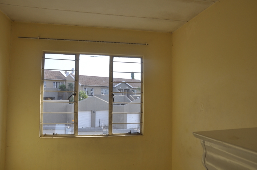 2 Bedroom Property for Sale in Vorna Valley Gauteng