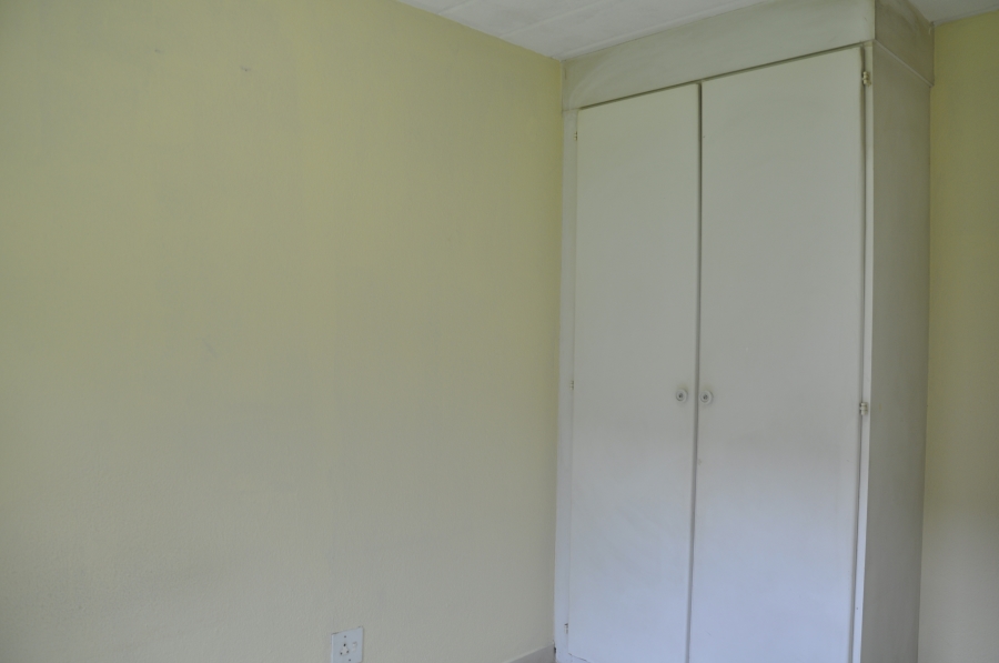 2 Bedroom Property for Sale in Vorna Valley Gauteng