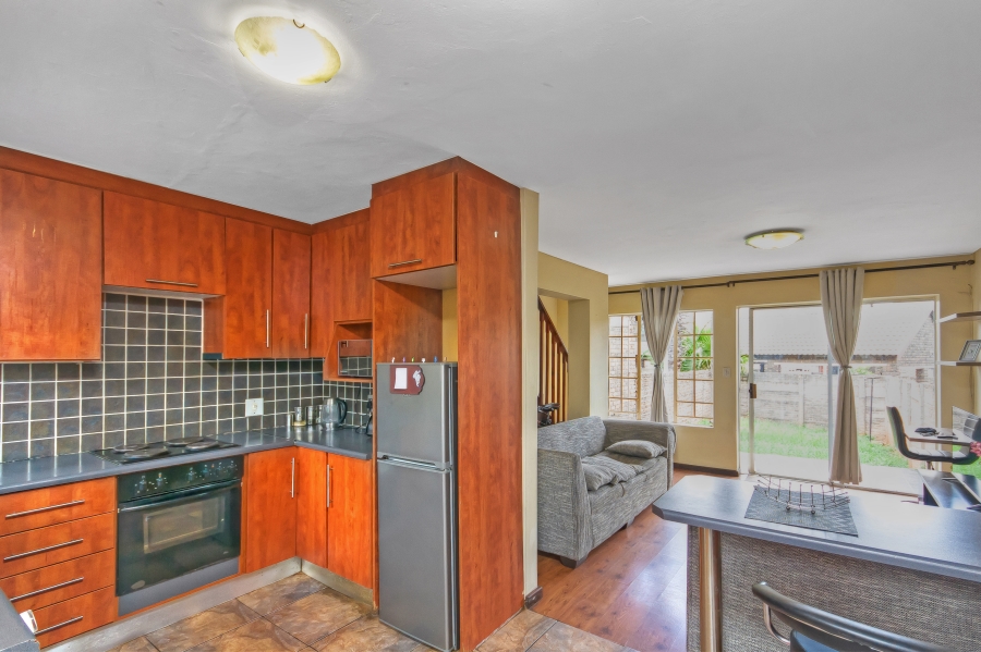 2 Bedroom Property for Sale in Noordwyk Gauteng