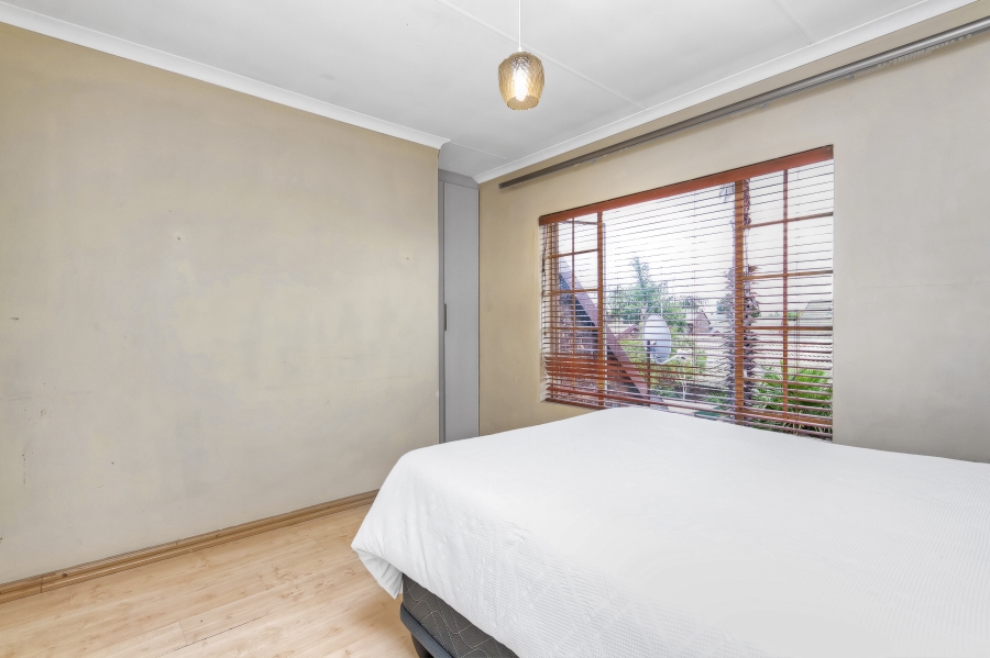 2 Bedroom Property for Sale in Noordwyk Gauteng