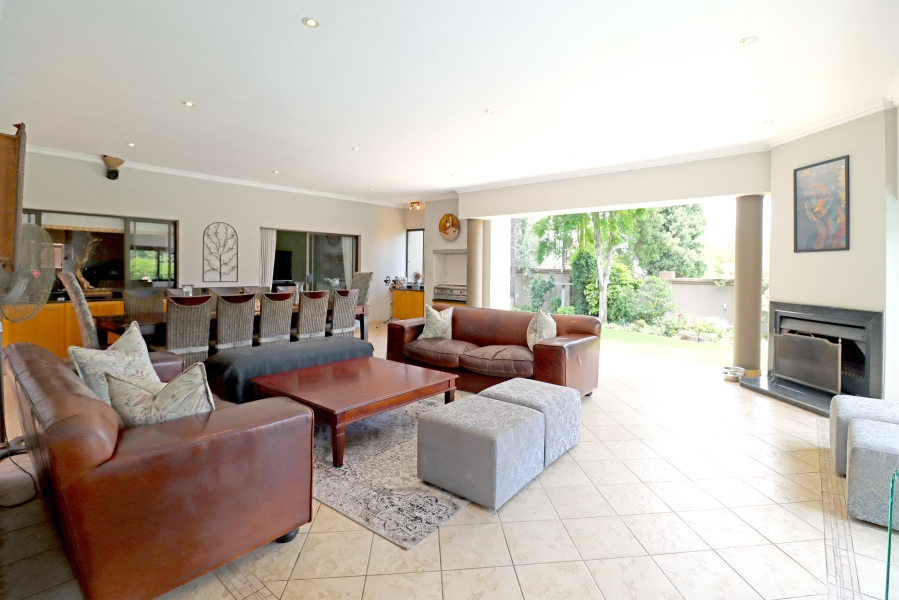 5 Bedroom Property for Sale in Kyalami Estates Gauteng