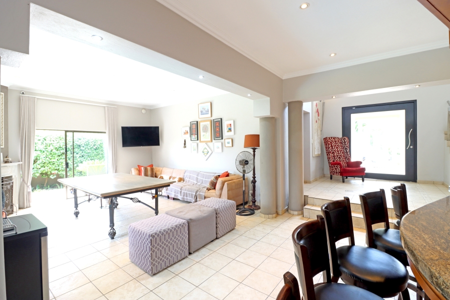 5 Bedroom Property for Sale in Kyalami Estates Gauteng