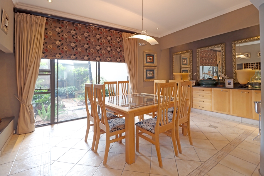 5 Bedroom Property for Sale in Kyalami Estates Gauteng