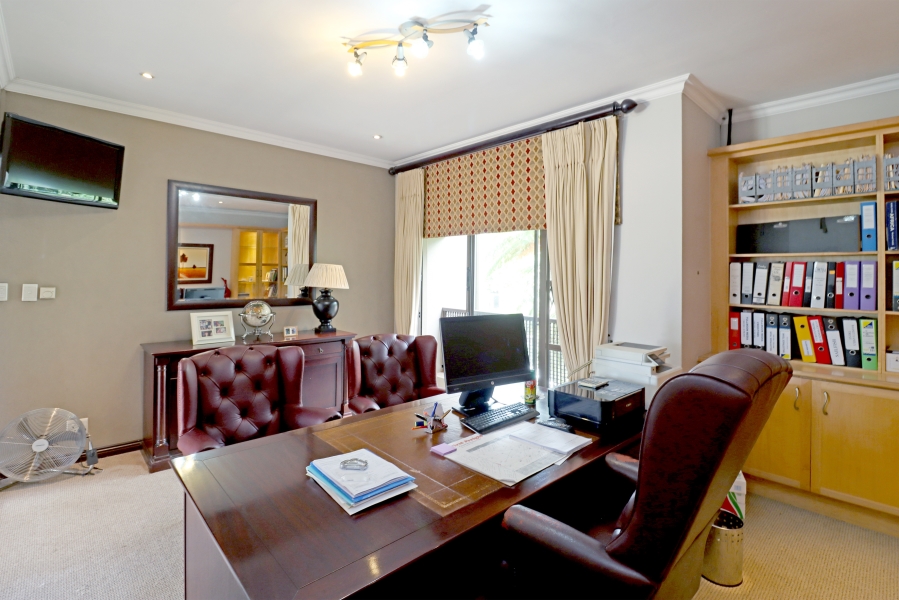 5 Bedroom Property for Sale in Kyalami Estates Gauteng